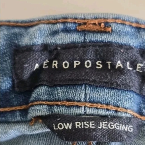 Aeropostale Low Rise Jeggings Blue Sz 2 Denim Light Washed 24×28 Streetwear - Picture 10 of 10